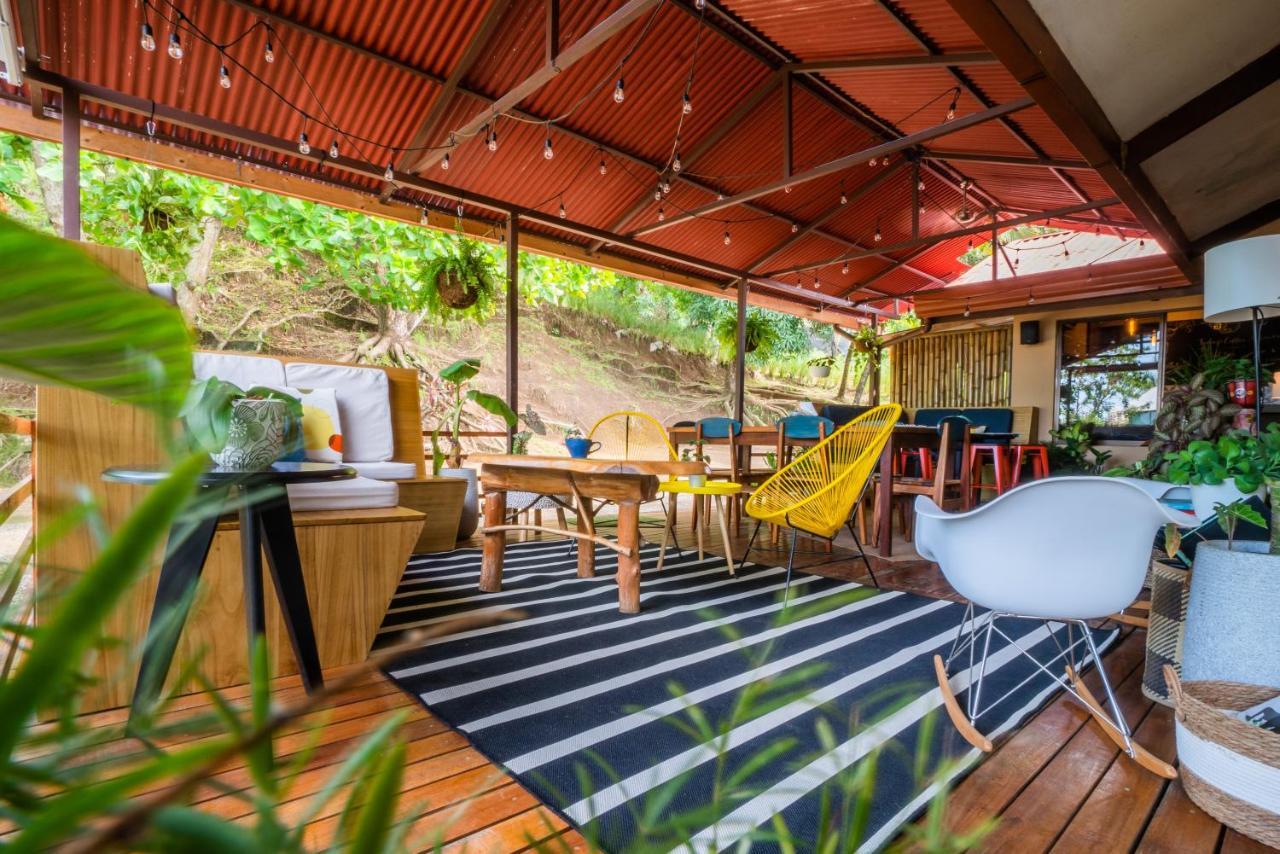 Surf Synergy All-Inclusive Surf Retreat Jacó Exterior foto