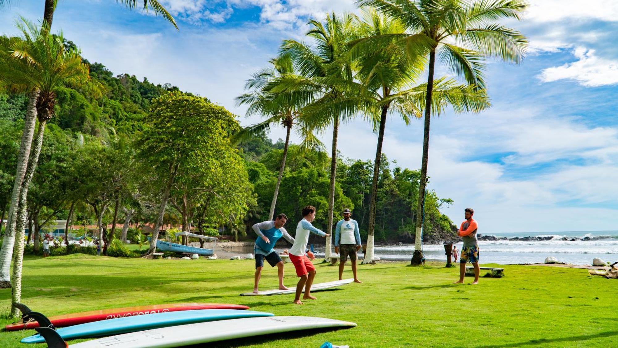 Surf Synergy All-Inclusive Surf Retreat Jacó Exterior foto